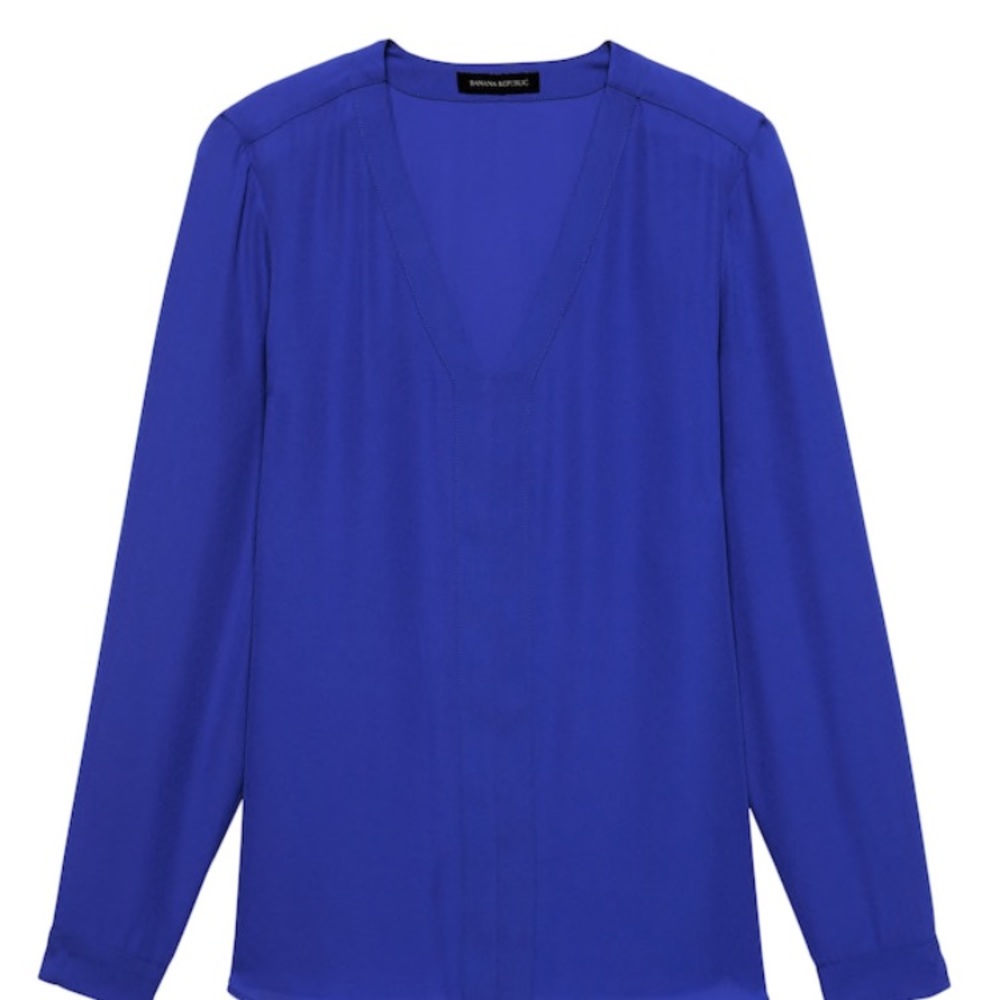 V-Neck Blouse - Picture 2 of 4